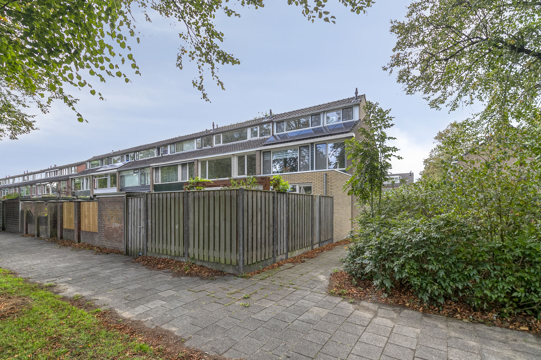 Warmoeziershof 65