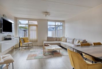 Van der Burghstraat 10, HENDRIK-IDO-AMBACHT