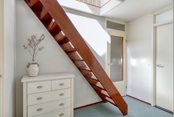 Van Renesseborch 31, HENDRIK-IDO-AMBACHT