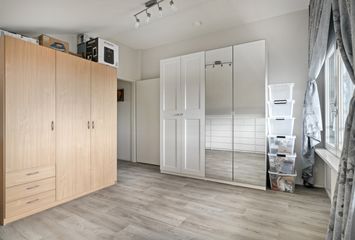 Eemstein 331, ZWIJNDRECHT