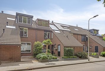De Hil 18, HENDRIK-IDO-AMBACHT