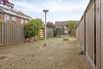 De Hil 18, HENDRIK-IDO-AMBACHT