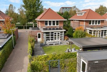 Hoogveen 86, HENDRIK-IDO-AMBACHT