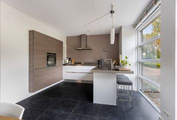 Hoogveen 86, HENDRIK-IDO-AMBACHT