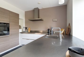 Hoogveen 86, HENDRIK-IDO-AMBACHT