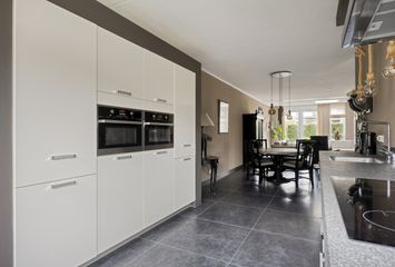 Snoek 24, HENDRIK-IDO-AMBACHT