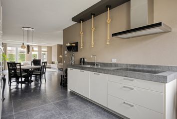Snoek 24, HENDRIK-IDO-AMBACHT