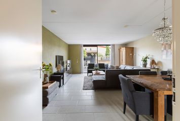 Agnes Bartoutslaan 66, HENDRIK-IDO-AMBACHT