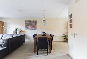 Agnes Bartoutslaan 66, HENDRIK-IDO-AMBACHT