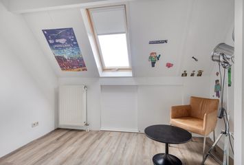 Wierde 13, HENDRIK-IDO-AMBACHT