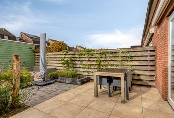 Wierde 13, HENDRIK-IDO-AMBACHT