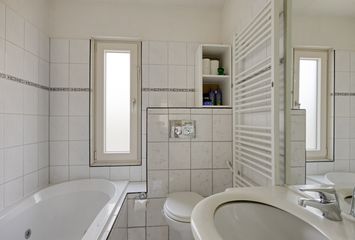 Pruylenborg 2, HENDRIK-IDO-AMBACHT