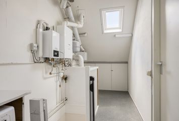 Pruylenborg 2, HENDRIK-IDO-AMBACHT