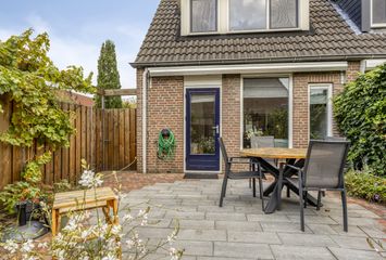 Pruylenborg 2, HENDRIK-IDO-AMBACHT