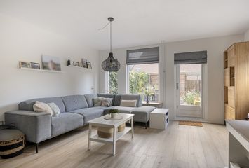 Pruylenborg 2, HENDRIK-IDO-AMBACHT