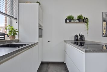 Zalm 60, HENDRIK-IDO-AMBACHT