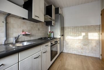 Campanulastraat 46, ZWIJNDRECHT