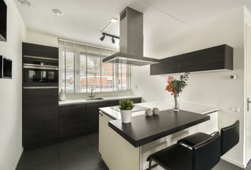 De Heerenhof 8, HENDRIK-IDO-AMBACHT