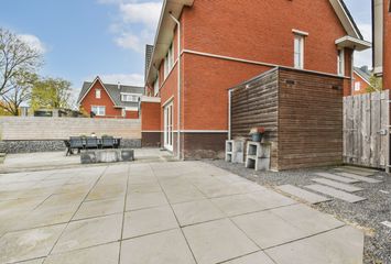 De Heerenhof 8, HENDRIK-IDO-AMBACHT