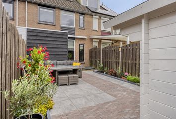 Vredenborg 11, HENDRIK-IDO-AMBACHT