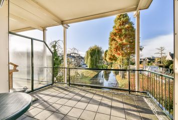 Oude Raadhuisplein 18, HENDRIK-IDO-AMBACHT