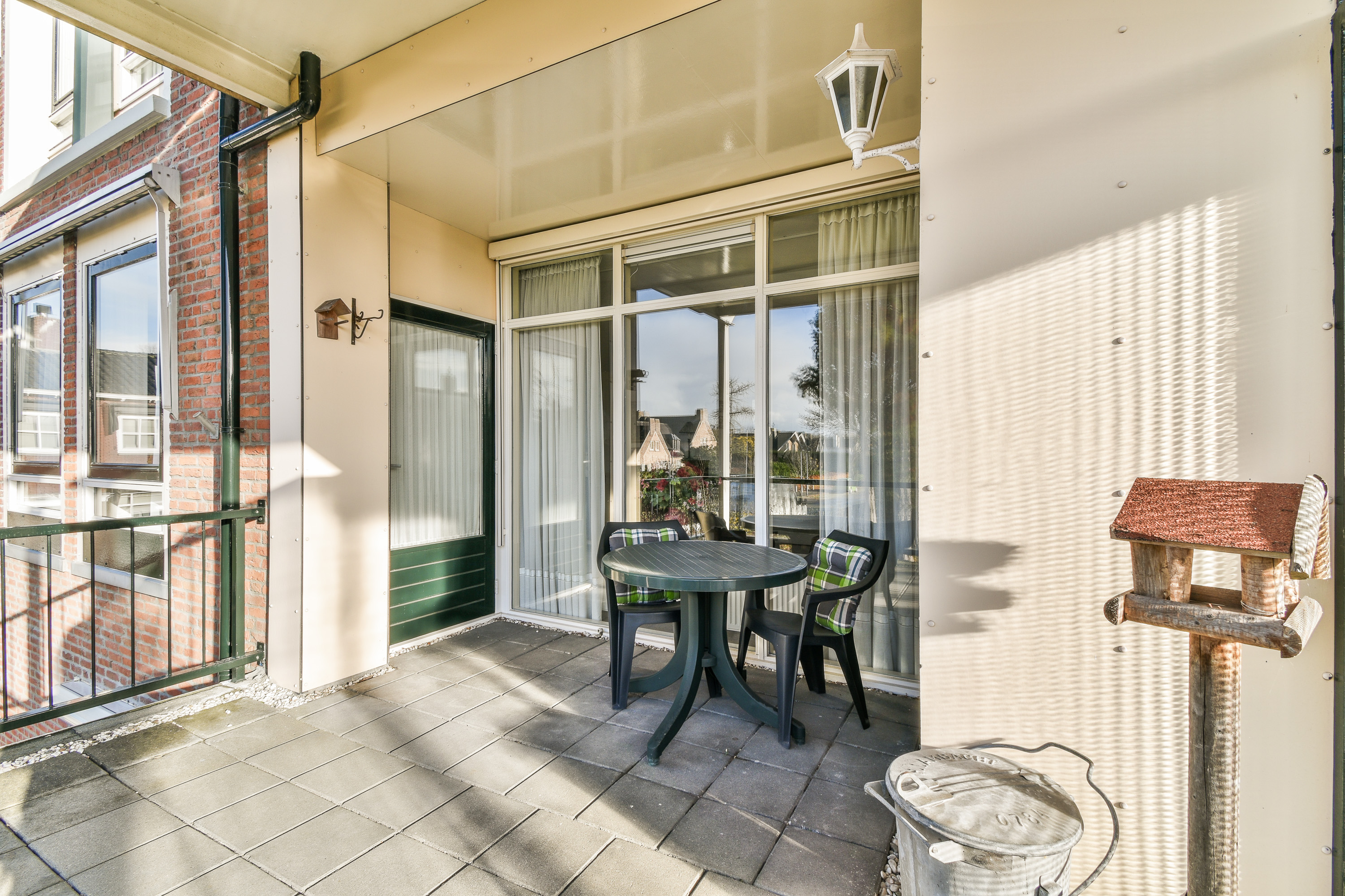 Oude Raadhuisplein 18