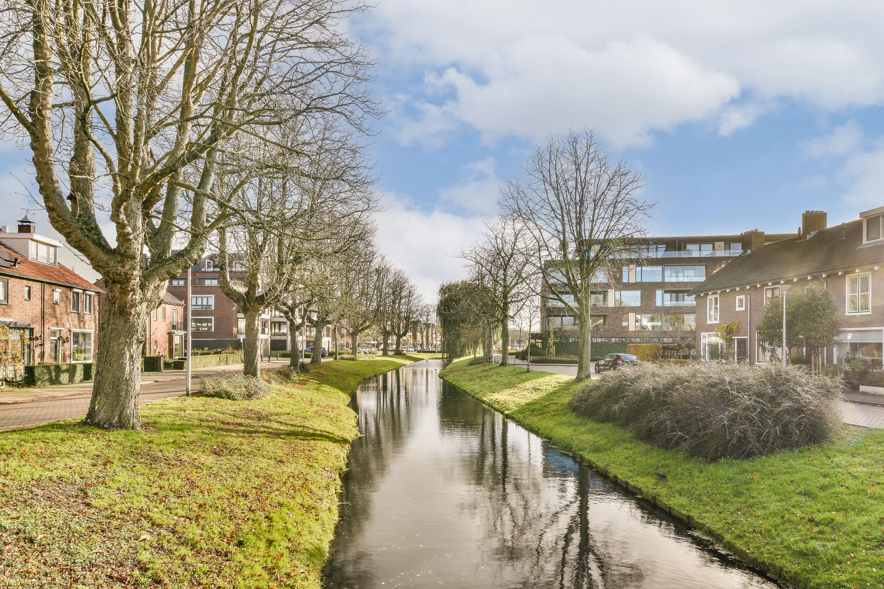 Oude Raadhuisplein 18