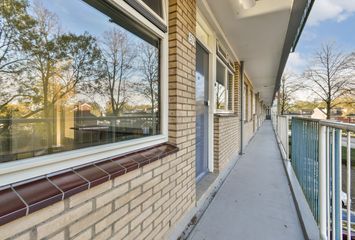 van Godewijckstraat 57, HENDRIK-IDO-AMBACHT