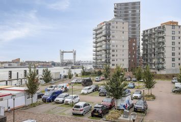 Maasplein 69, ZWIJNDRECHT