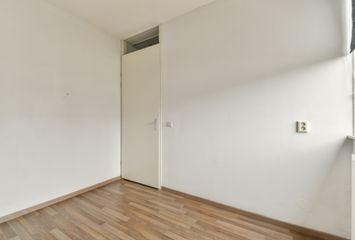 Steur 31, HENDRIK-IDO-AMBACHT