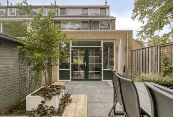 Warmoeziershof 65, HENDRIK-IDO-AMBACHT