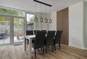 Warmoeziershof 65, HENDRIK-IDO-AMBACHT