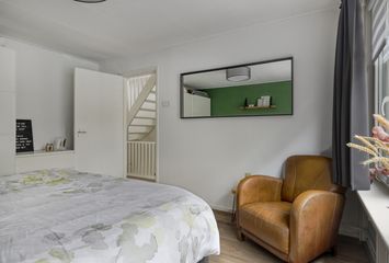 Warmoeziershof 65, HENDRIK-IDO-AMBACHT