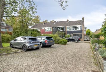 Warmoeziershof 65, HENDRIK-IDO-AMBACHT