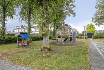 Warmoeziershof 65, HENDRIK-IDO-AMBACHT