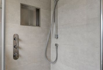 Warmoeziershof 65, HENDRIK-IDO-AMBACHT