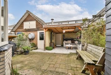 Witte de Withstraat 26, HENDRIK-IDO-AMBACHT