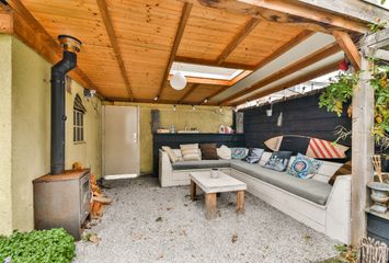 Witte de Withstraat 26, HENDRIK-IDO-AMBACHT