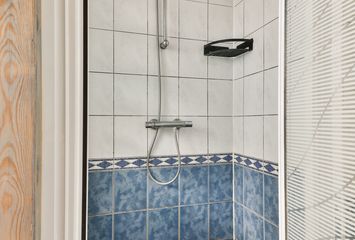 Witte de Withstraat 26, HENDRIK-IDO-AMBACHT