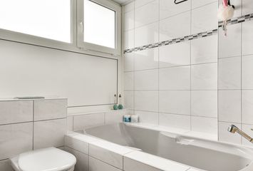 Witte de Withstraat 26, HENDRIK-IDO-AMBACHT