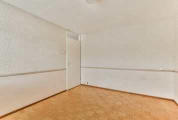 Assumburg 12, ZWIJNDRECHT