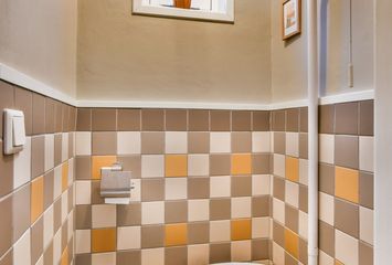 Oranjestraat 8, HENDRIK-IDO-AMBACHT