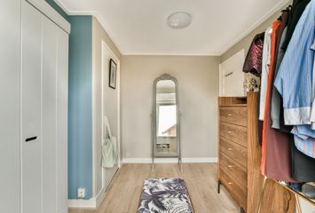 Oranjestraat 8, HENDRIK-IDO-AMBACHT