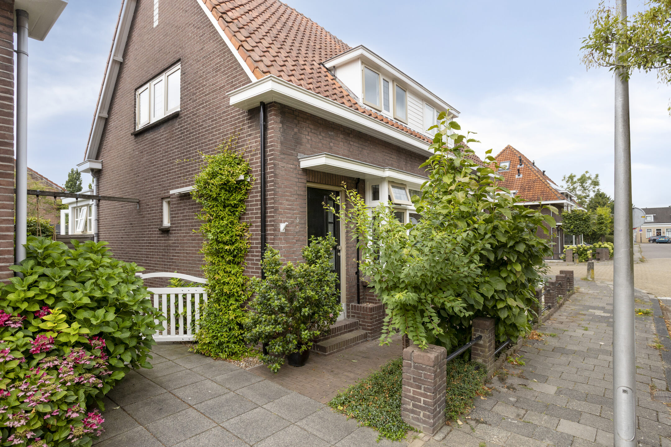 Oranjestraat 8