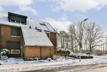 De Hil 2, HENDRIK-IDO-AMBACHT