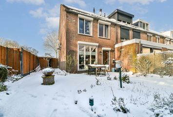 De Hil 2, HENDRIK-IDO-AMBACHT