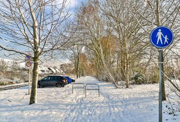 De Hil 2, HENDRIK-IDO-AMBACHT