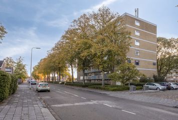 van Godewijckstraat 81, HENDRIK-IDO-AMBACHT