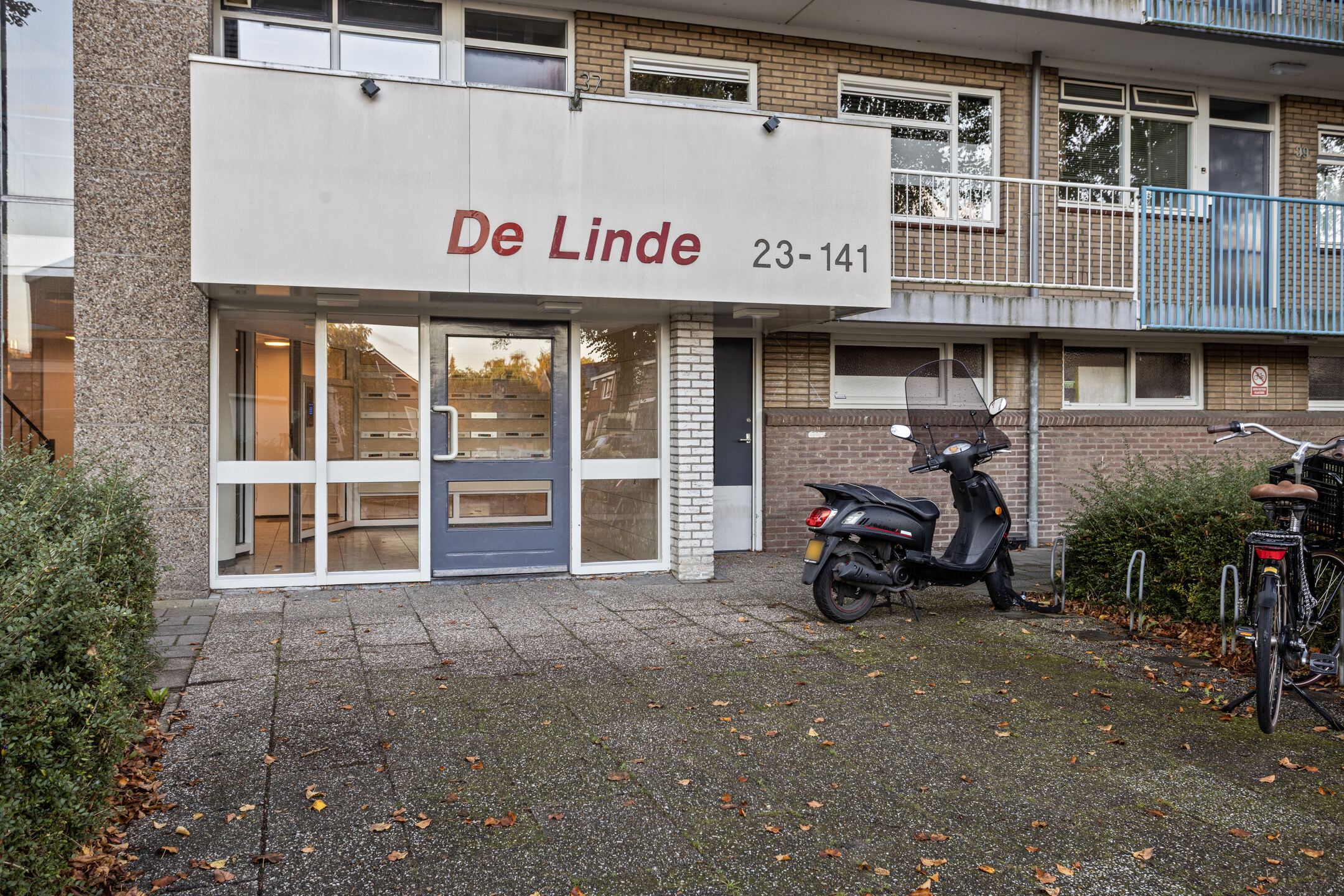 van Godewijckstraat 81