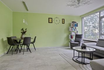 van Godewijckstraat 81, HENDRIK-IDO-AMBACHT